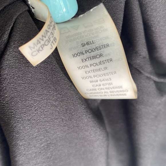 Calvin Klein modern essentials black roll tab sleeve blouse, Size S, NWT - Picture 6 of 10